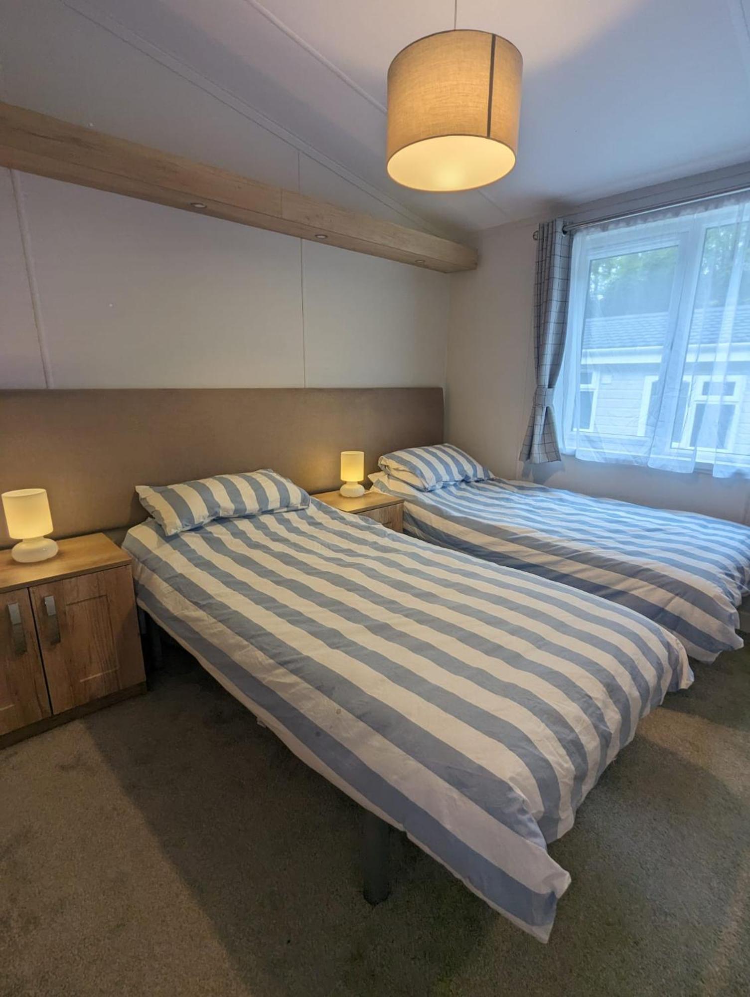 Luxury Stunning Sensation Lodge On 5 Star Shorefield Country Park New Forest Entertainment And Leisure Passes Included Milford on Sea Kültér fotó